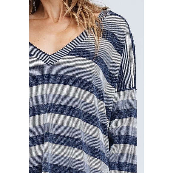 🛍NEW! Striped Long Sleeve Top! - Picture 3 of 7